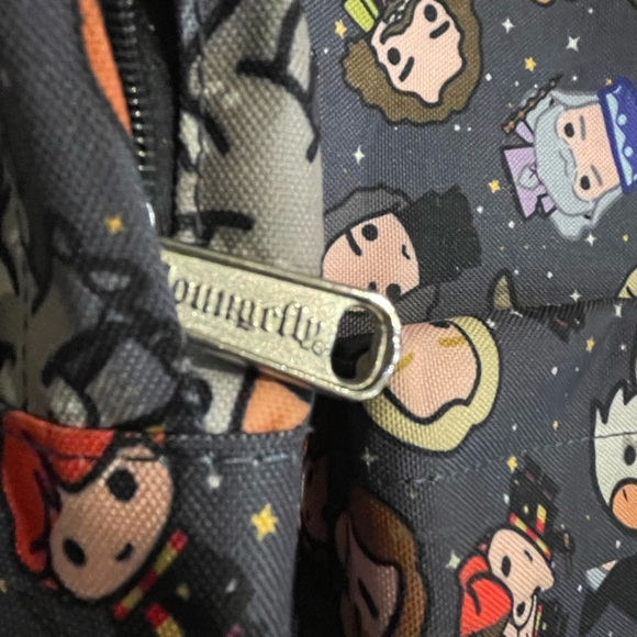 Disneys Loungefly Harry Potter Backpack - Picture 4 of 5